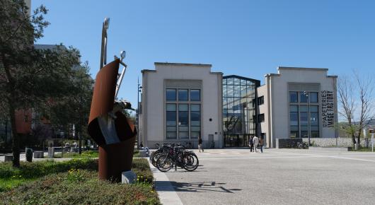 Photo bâtiment Papeteries 